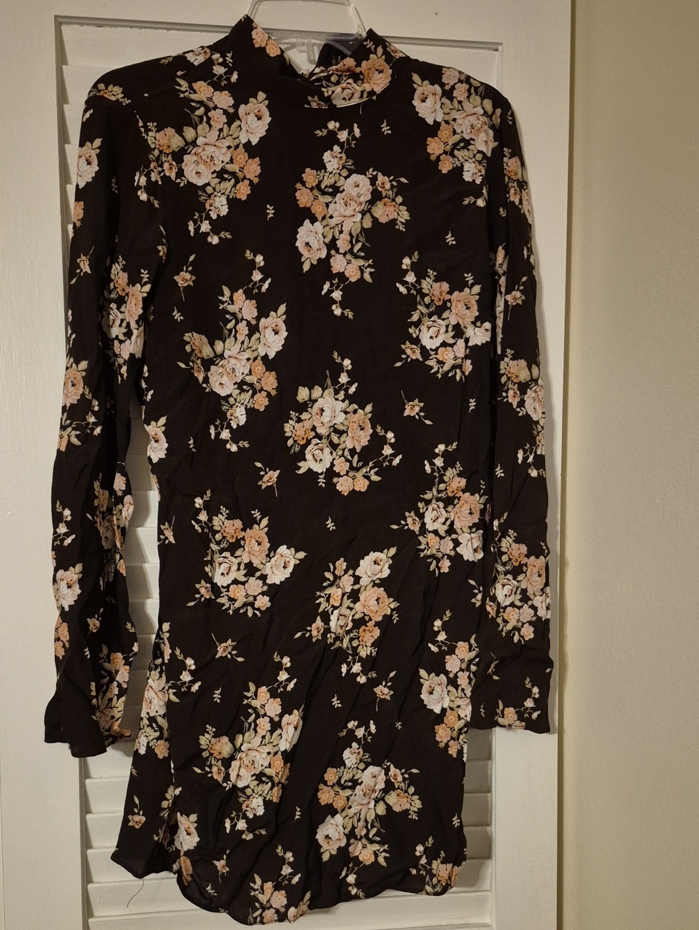 Divided by H&M Floral Long-Sleeve Tunic Top - Black with Peach & Cream Flowers